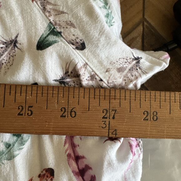 Torrid Button Up Top Bird Feathers Plus Sz 5X Boho Nature Stretch Pocket White - Picture 10 of 12
